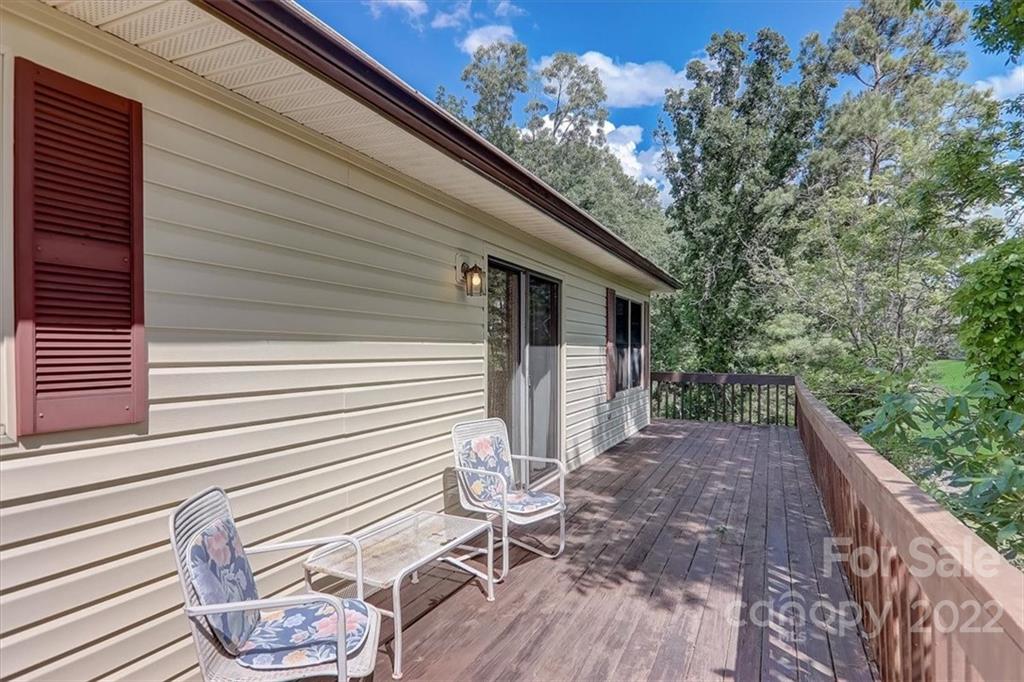 6 Scarlet Ridge Weaverville NC 28787