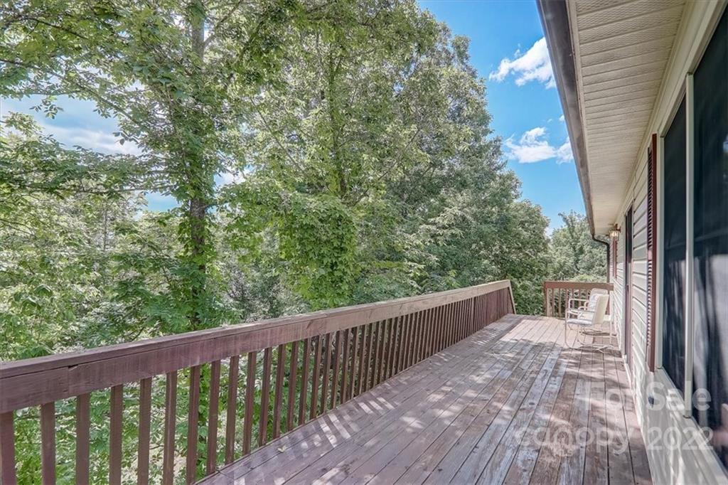6 Scarlet Ridge Weaverville NC 28787
