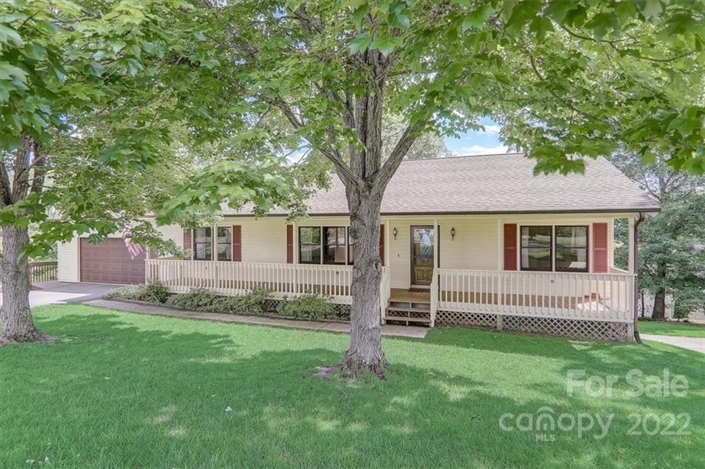 6 Scarlet Ridge Weaverville NC 28787
