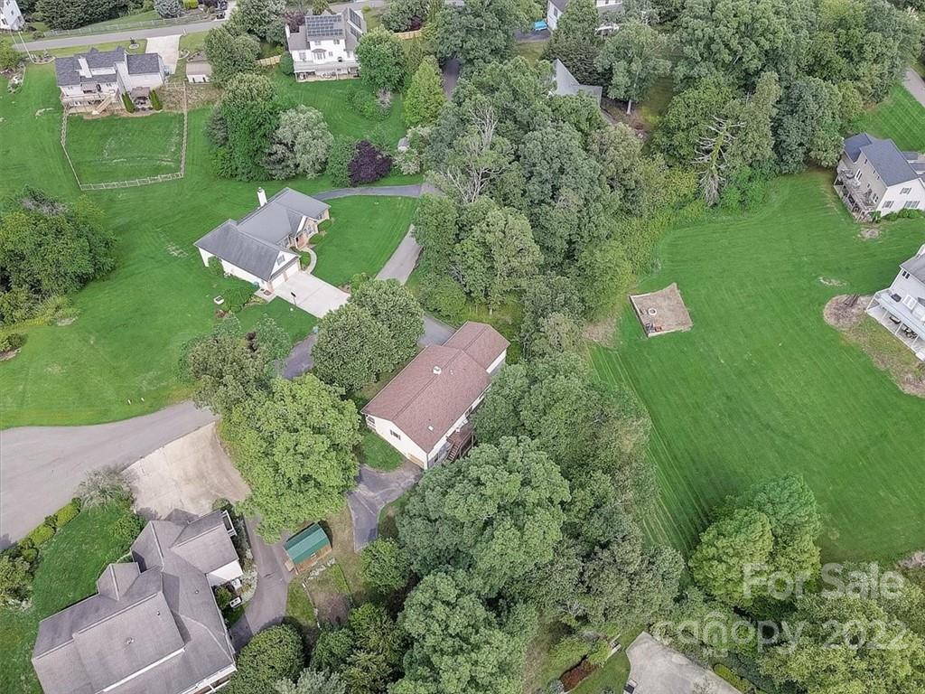 6 Scarlet Ridge Weaverville NC 28787