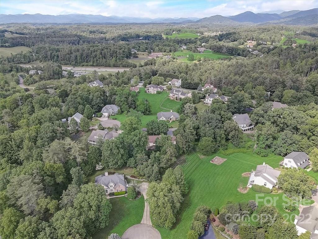 6 Scarlet Ridge Weaverville NC 28787