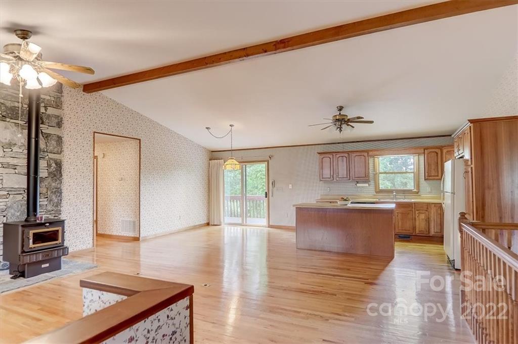 6 Scarlet Ridge Weaverville NC 28787
