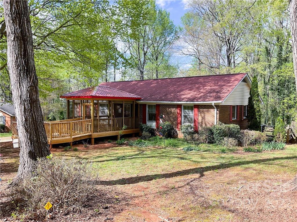 1013 Timber Wood Court Matthews NC 28105