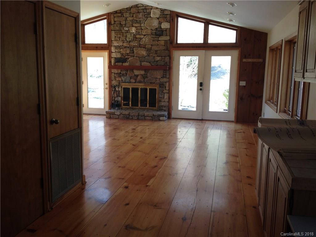 373 Sugar Hollow Road Fairview NC 28730