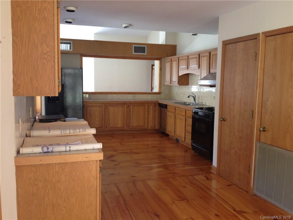 373 Sugar Hollow Road Fairview NC 28730