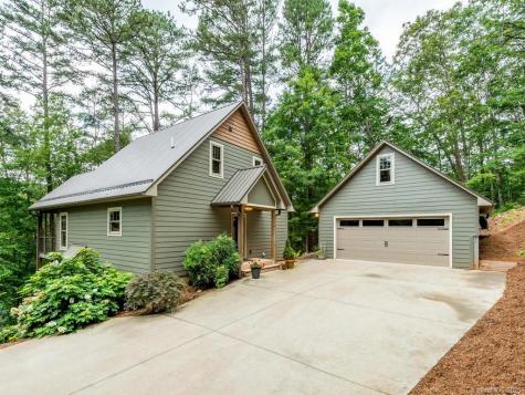 4 Queen Bee Trail Asheville NC 28806