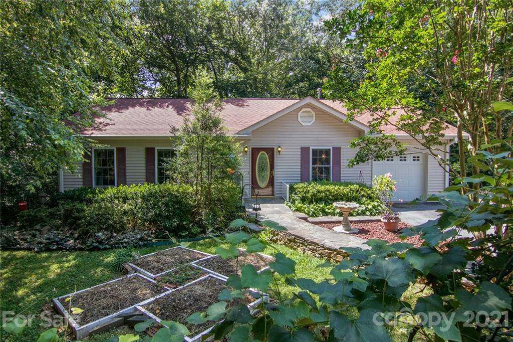 27 Talmadge Court Asheville NC 28806