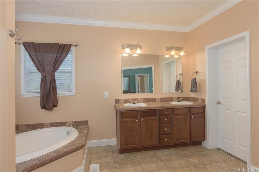 25 Alexander Ridge Drive Leicester NC 28748