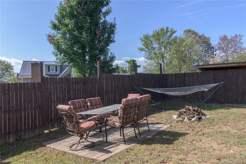 25 Alexander Ridge Drive Leicester NC 28748
