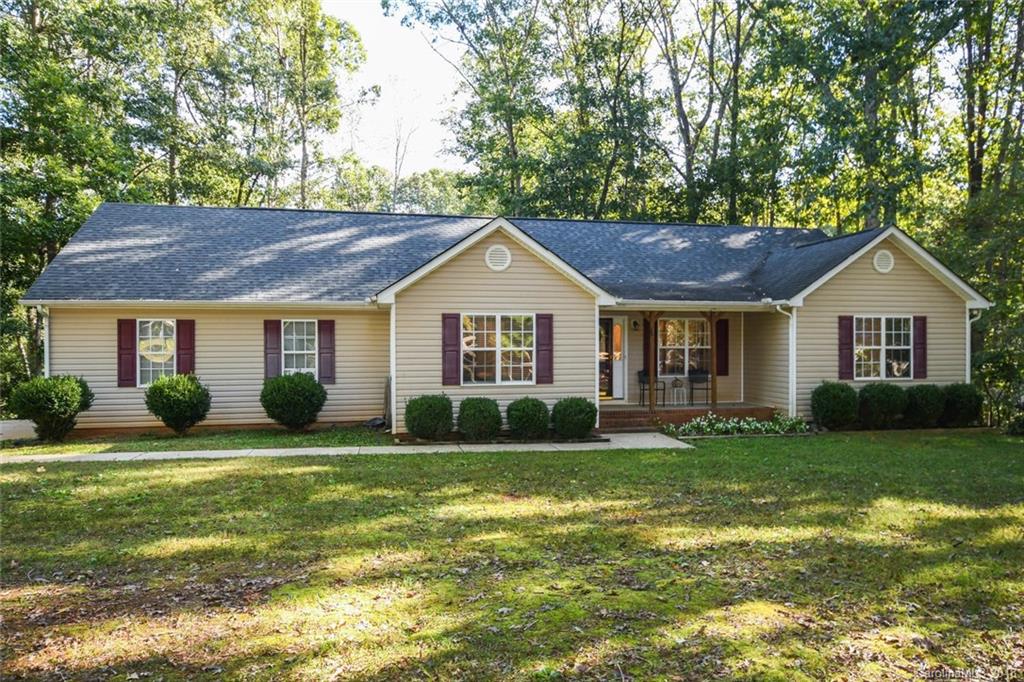 8610 Lochinvar Drive Charlotte NC 28227