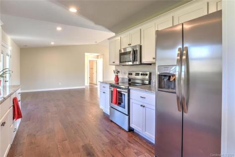 105 Lance View Drive Asheville NC 28806