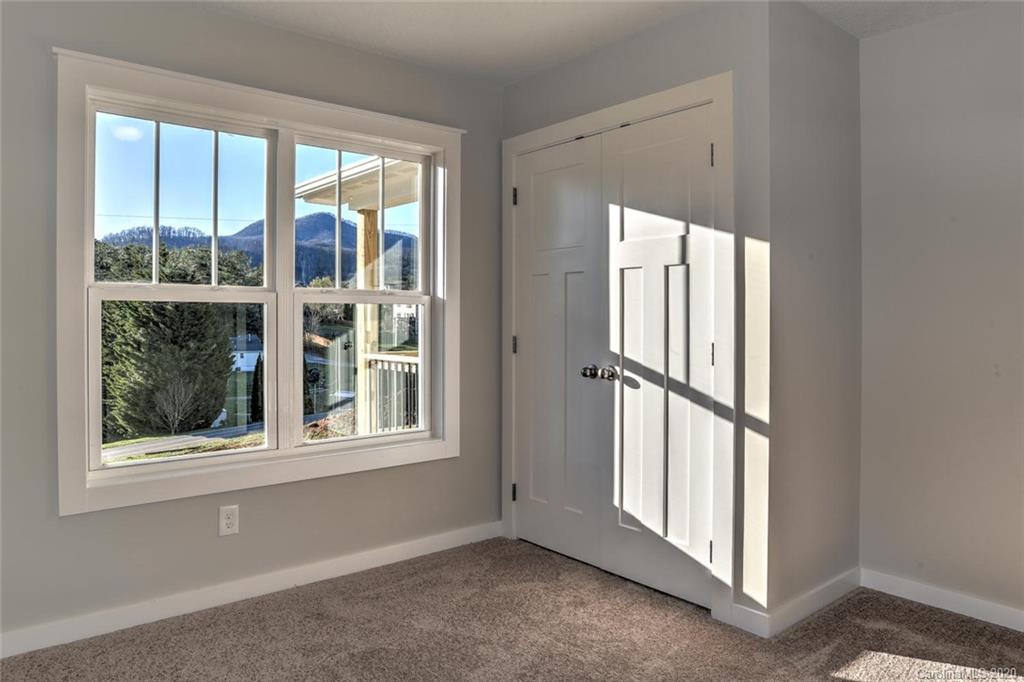 105 Lance View Drive Asheville NC 28806