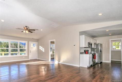 105 Lance View Drive Asheville NC 28806