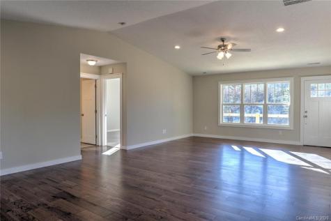 105 Lance View Drive Asheville NC 28806