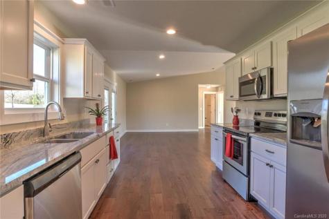 105 Lance View Drive Asheville NC 28806