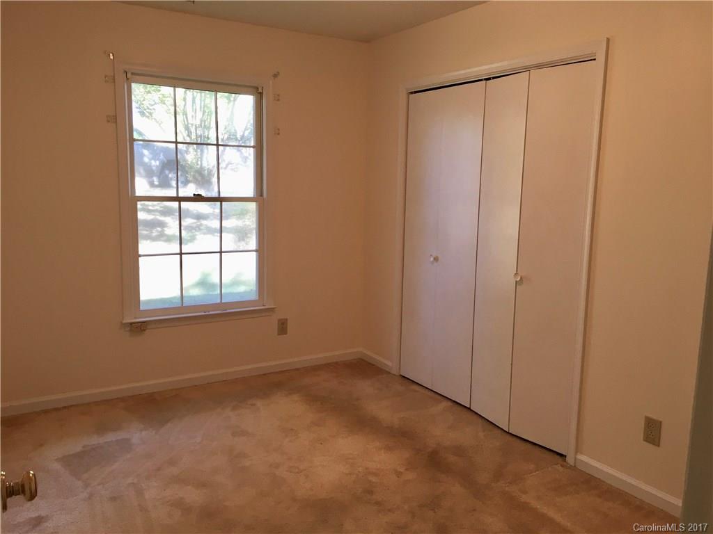 54 Lynwood Circle Asheville NC 28806