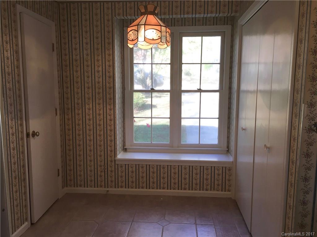 54 Lynwood Circle Asheville NC 28806