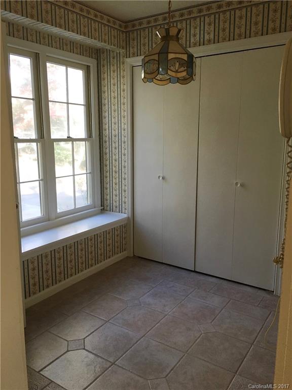54 Lynwood Circle Asheville NC 28806