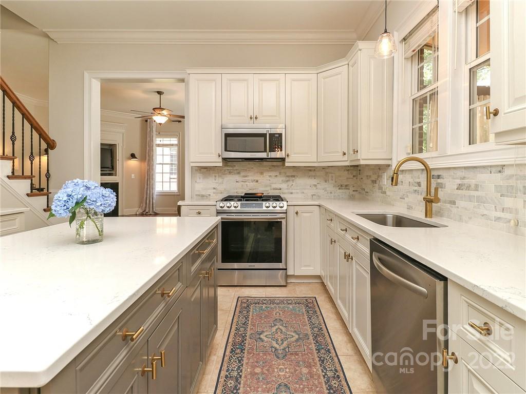 9832 Adison Gray Lane Charlotte NC 28270