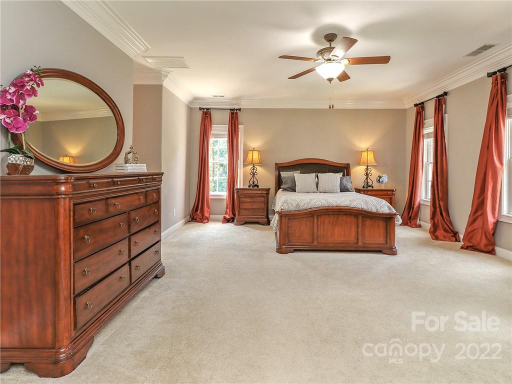 9832 Adison Gray Lane Charlotte NC 28270