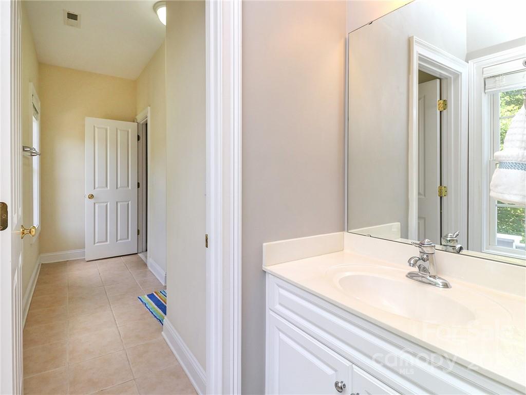 9832 Adison Gray Lane Charlotte NC 28270