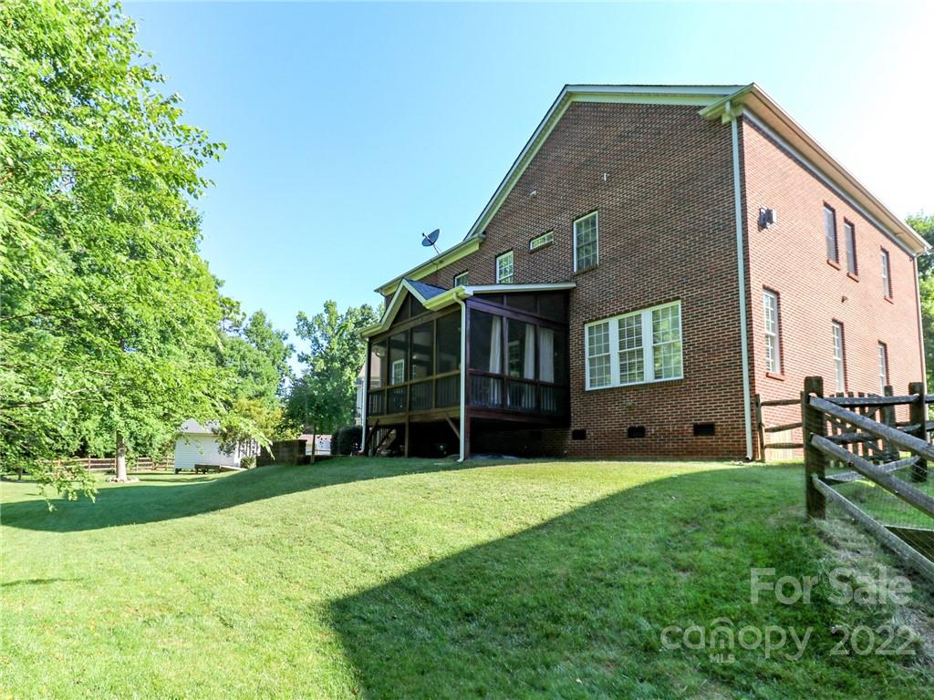 9832 Adison Gray Lane Charlotte NC 28270