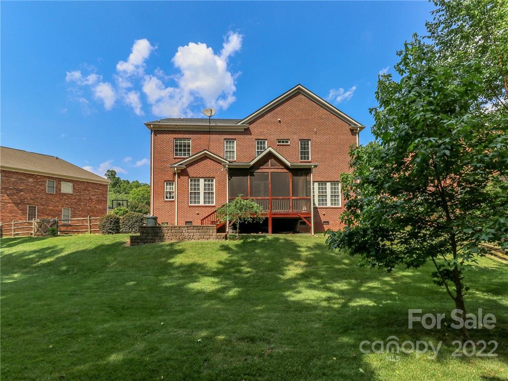 9832 Adison Gray Lane Charlotte NC 28270