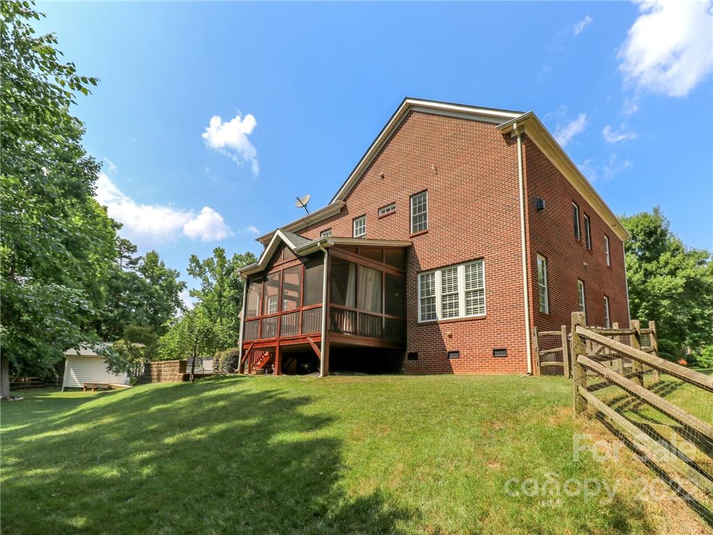 9832 Adison Gray Lane Charlotte NC 28270