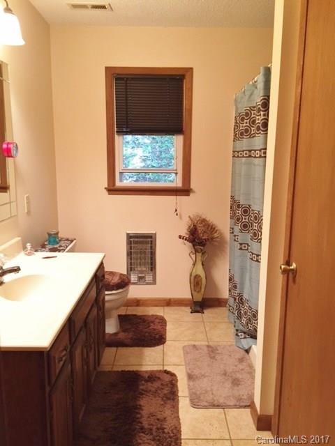 45 Dove Hill Road Burnsville NC 28714