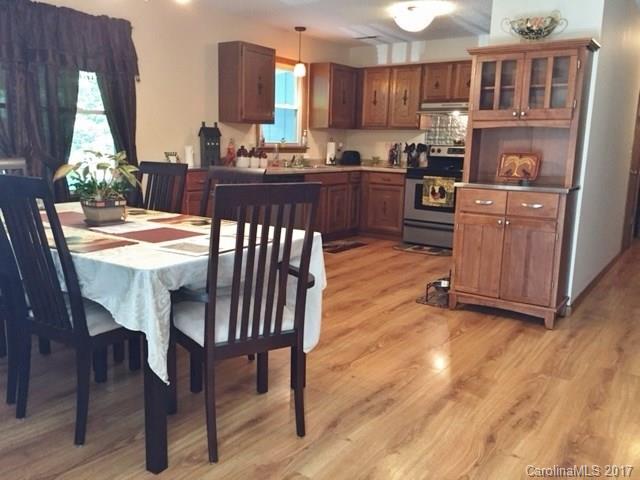 45 Dove Hill Road Burnsville NC 28714