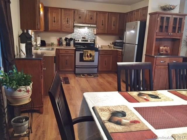 45 Dove Hill Road Burnsville NC 28714