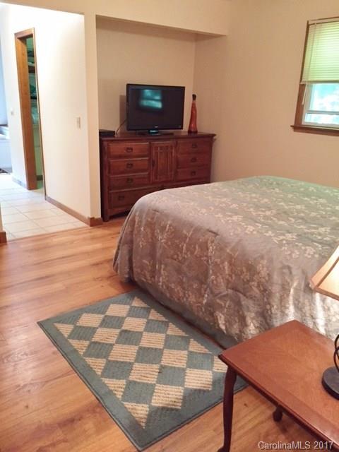 45 Dove Hill Road Burnsville NC 28714