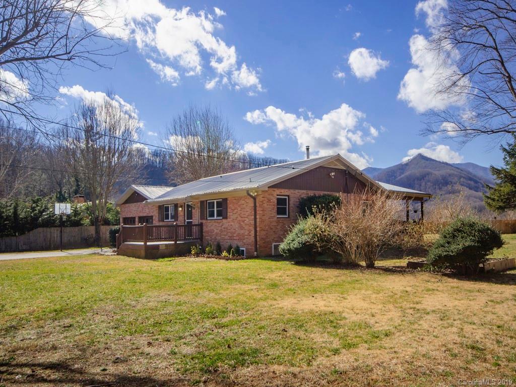 53 Overlook Court Waynesville NC 28786