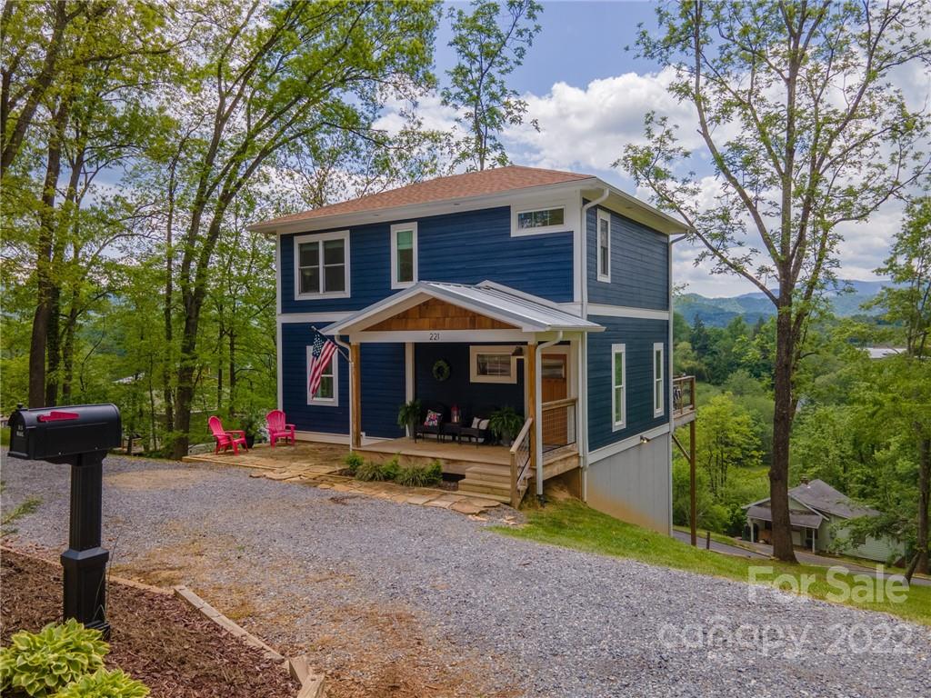221 Northside Street Canton NC 28716