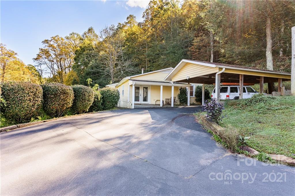 90 Shumate Road Black Mountain NC 28711