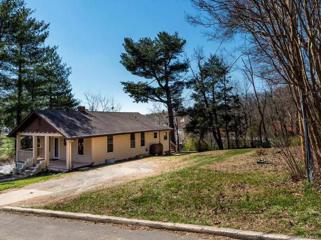 10 Craig Circle Asheville NC 28805