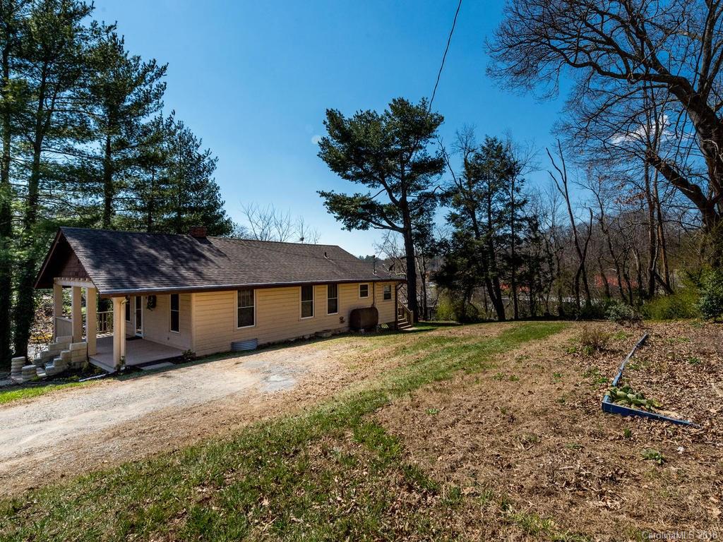 10 Craig Circle Asheville NC 28805