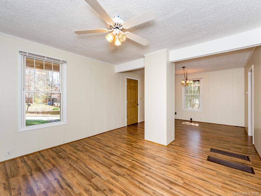 10 Craig Circle Asheville NC 28805