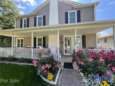 210 Oakdale Street Gastonia NC 28054