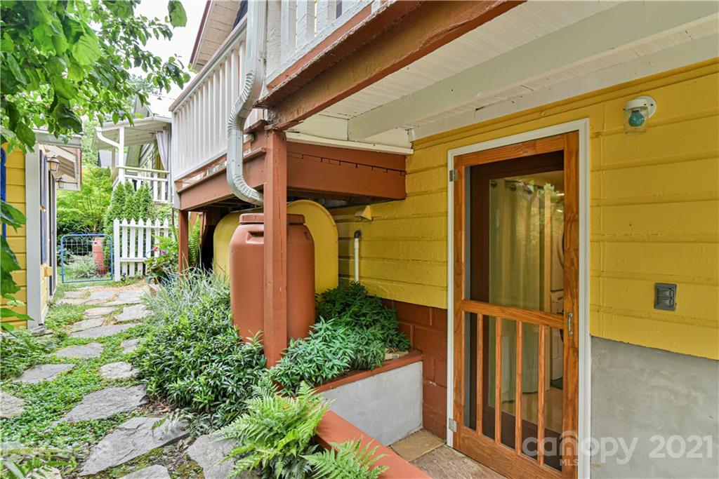 61 Elizabeth Place Asheville NC 28801