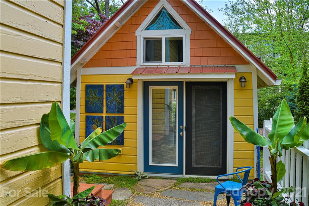 61 Elizabeth Place Asheville NC 28801