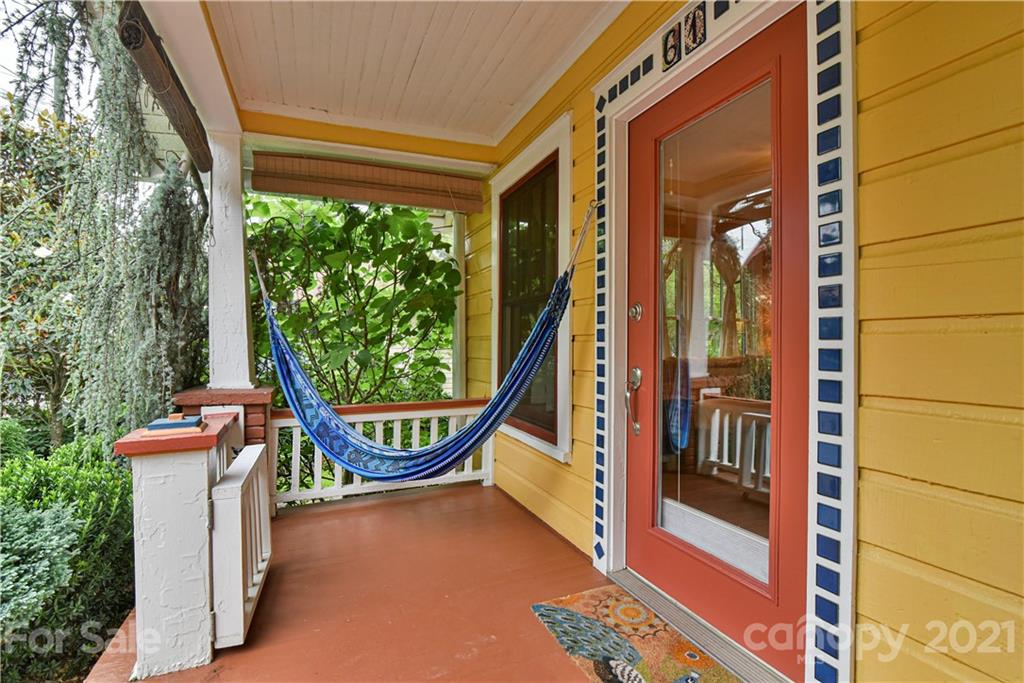 61 Elizabeth Place Asheville NC 28801