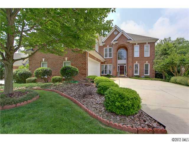 8812 Rosslare Villas Court Charlotte NC 28226