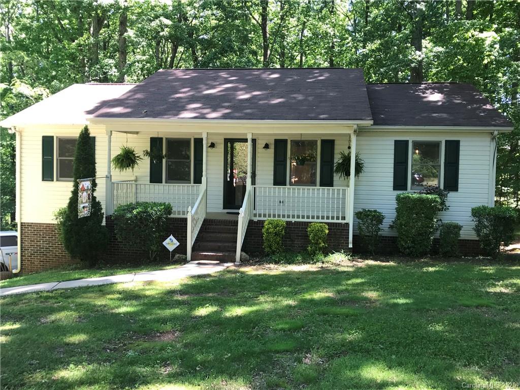 2738 Beechwood Road Denver NC 28037