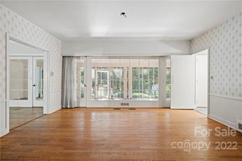 311 Vanderbilt Road Asheville NC 28803