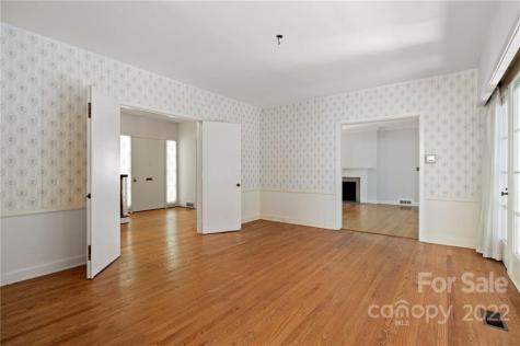 311 Vanderbilt Road Asheville NC 28803