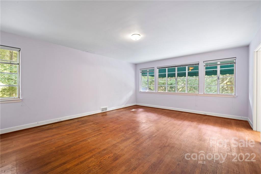 311 Vanderbilt Road Asheville NC 28803