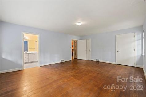 311 Vanderbilt Road Asheville NC 28803