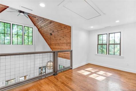 121 Vance Crescent Extension Asheville NC 28806