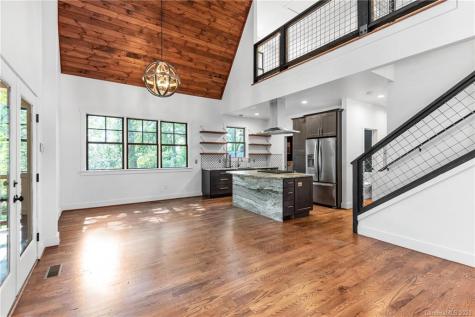 121 Vance Crescent Extension Asheville NC 28806